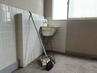 掃除の現場で見えた“手抜き”と“信頼”——今こそ伝えたい報連相の大切さ