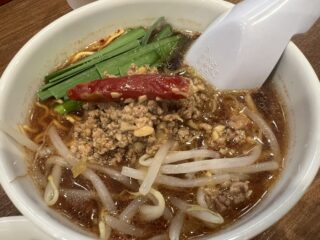 あじ仙の台湾ラーメン
