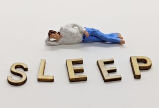 心の声を聞く勇気。今日は頑張らずに眠ります